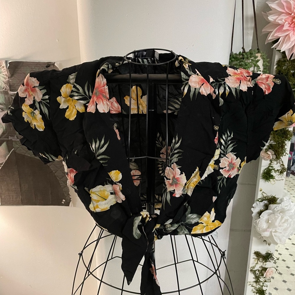 HOLLISTER Crop Top